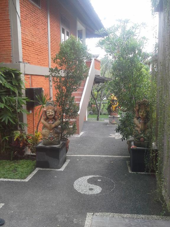 Dewi Ayu Accomodation Ubud Exteriör bild